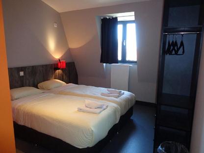 Brxxl 5 City Centre Hostel